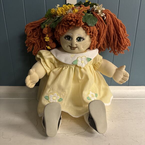 Vtg Handmade Jointed Cloth 18" Big Red Yarn Hair Rag Doll Rosebud Outfit 2001 - Picture 2 of 11